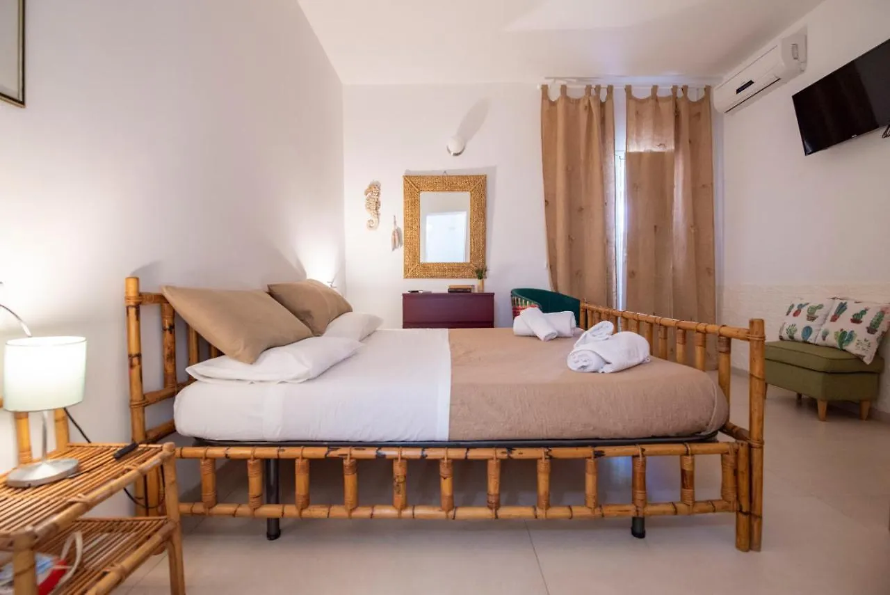 Appartamento Holiday Fontane Bianche Gabriella Italia