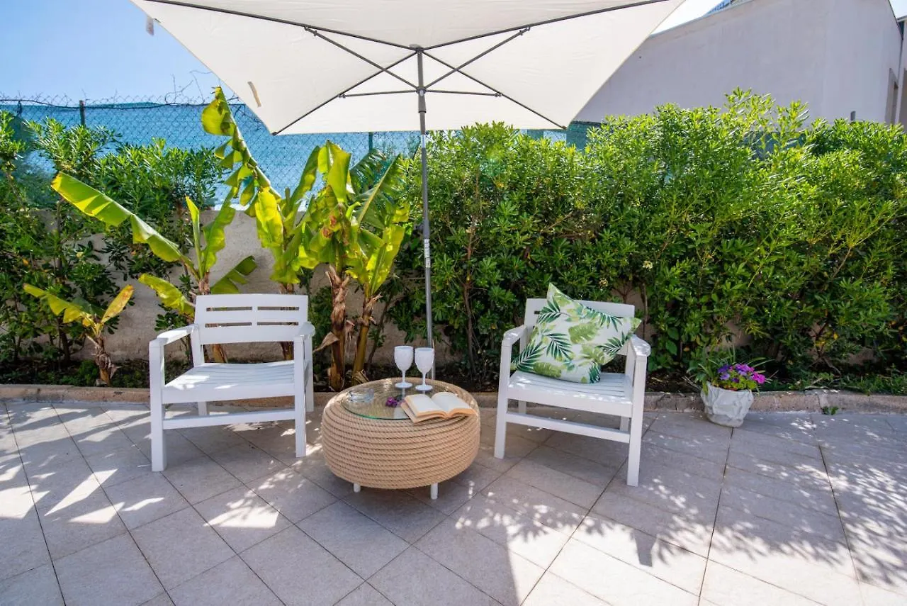 Appartamento Holiday Fontane Bianche Gabriella