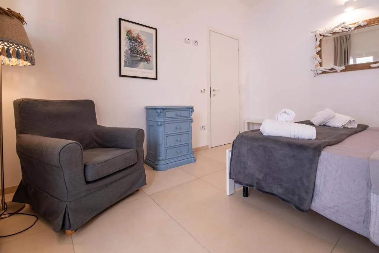 Appartamento Holiday Fontane Bianche Gabriella